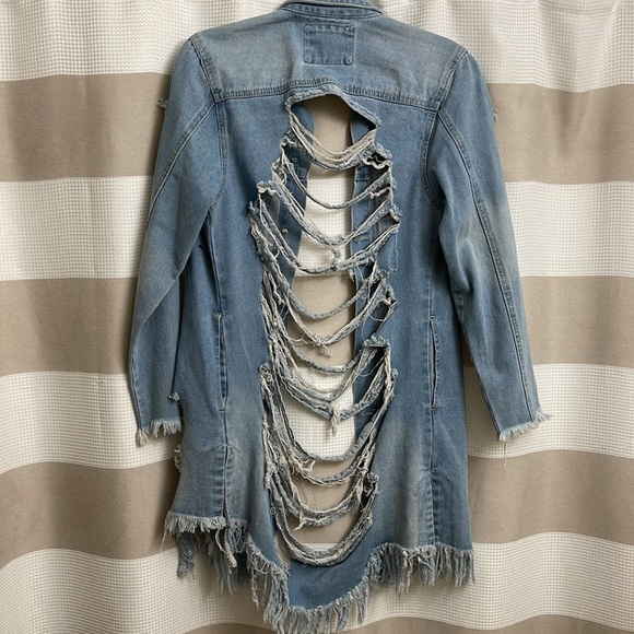 Ripped jeans jacket - Picture 2 of 2